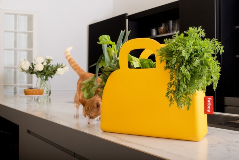 FATBOY_sjopper-kees_cat-in-the-bag-Medium Fatboy Shopper – Kees light yellow ochre