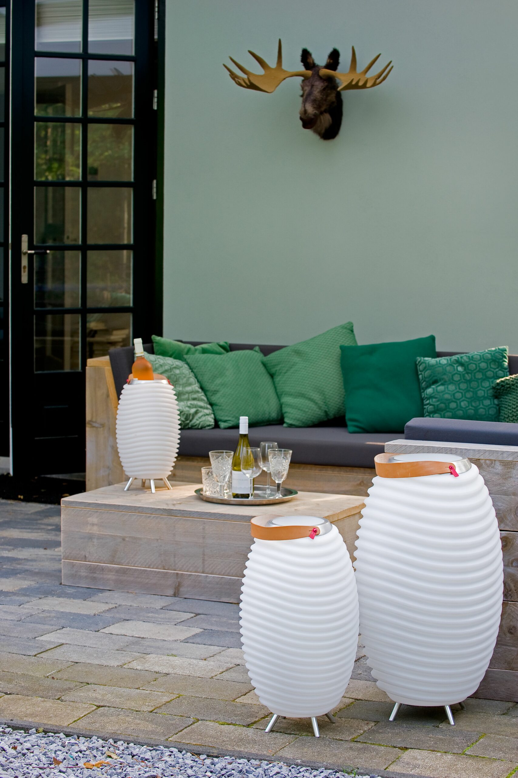 WONManXO-scaled Kooduu Synergy 50S Bleutooth speaker/lamp/ijsemmer